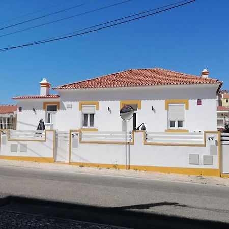 Casa Da Praia Da Poca - Apartamento Iris Estoril Luaran gambar
